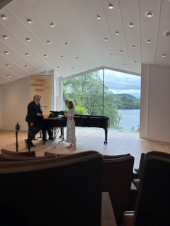 Trollhaugen, hjemmet til Edvard Grieg i Bergen. Trollhaugen, hjemmet til Edvard Grieg i Bergen.