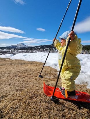 "No ski pass? No problem. I’ve got the cute pass."